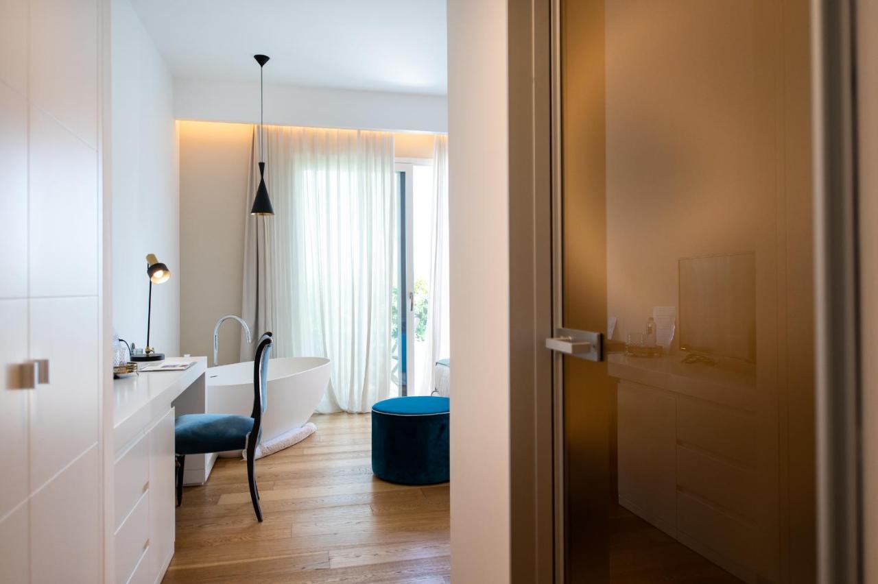 Unico Boutique Hotel D'Arte Mondello Bagian luar foto