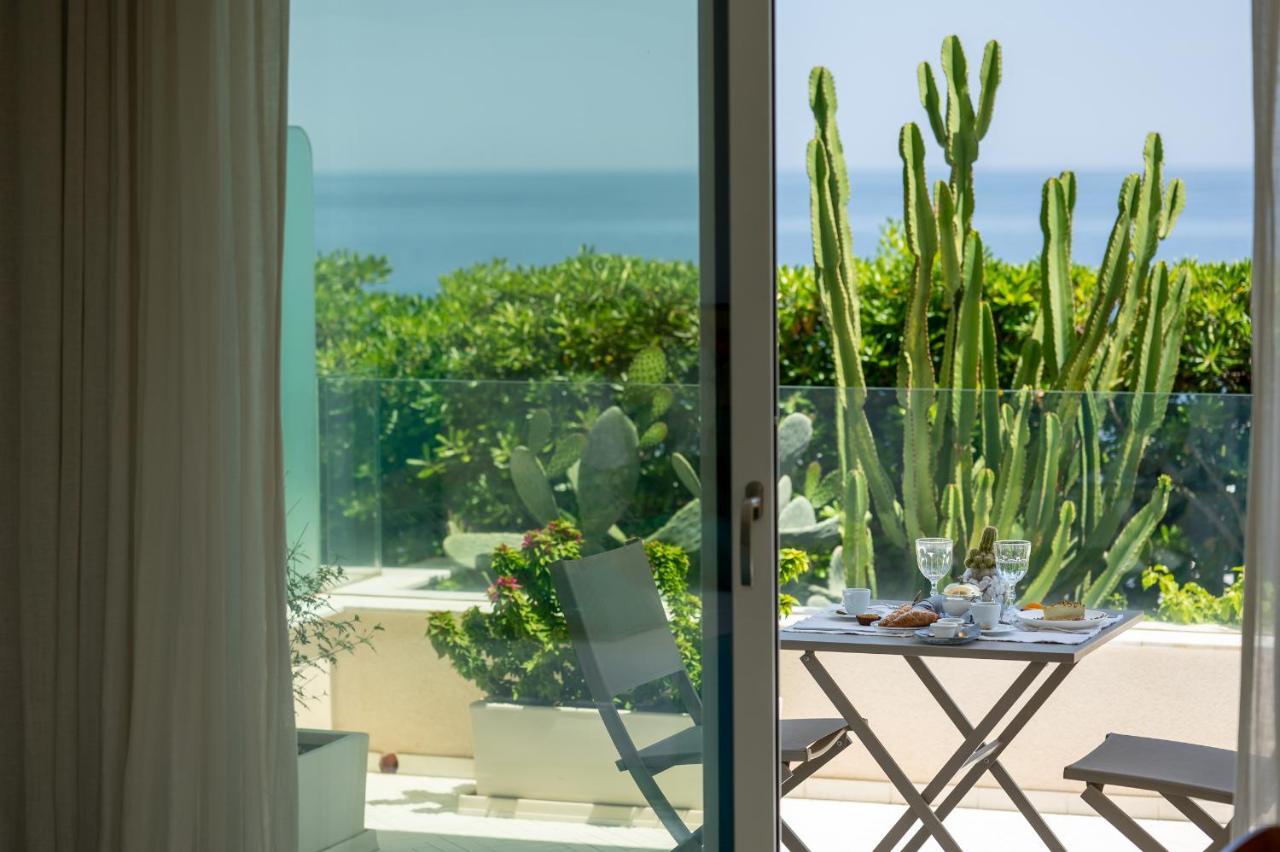 Unico Boutique Hotel D'Arte Mondello Bagian luar foto