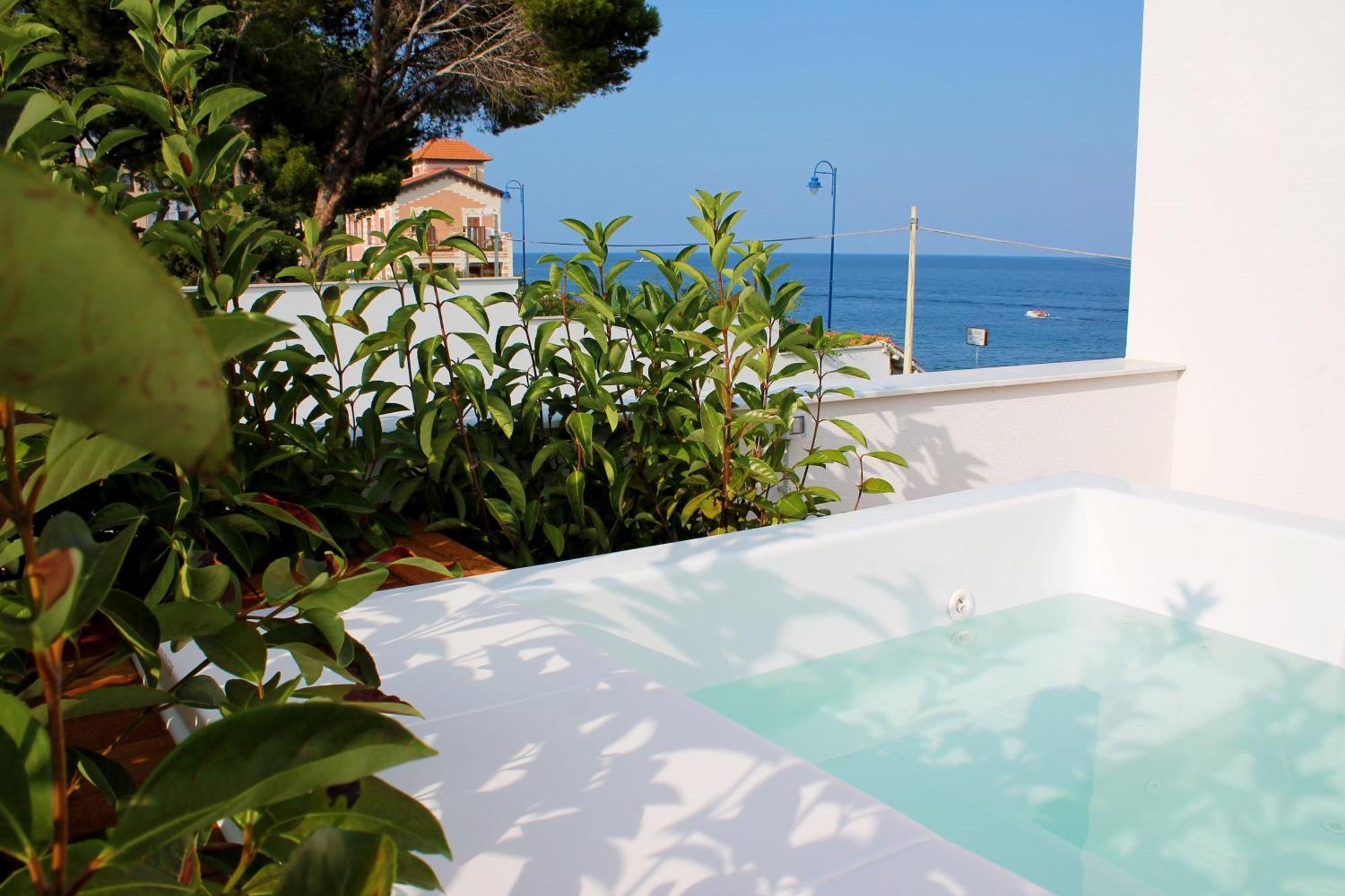 Unico Boutique Hotel D'Arte Mondello Bagian luar foto